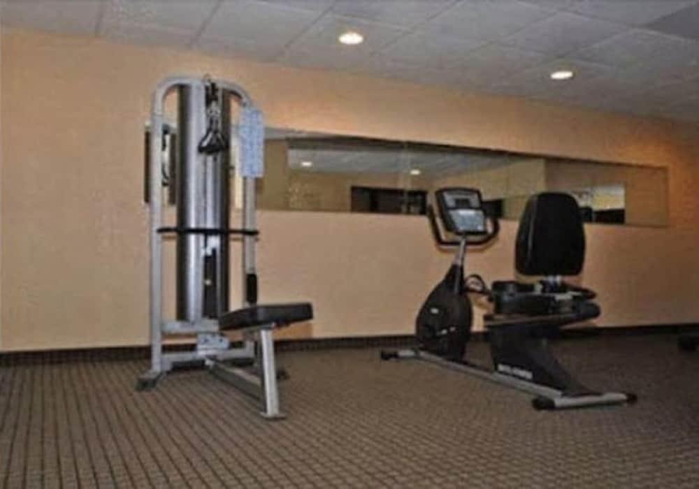 Baltimore Plaza Hotel Esterno foto