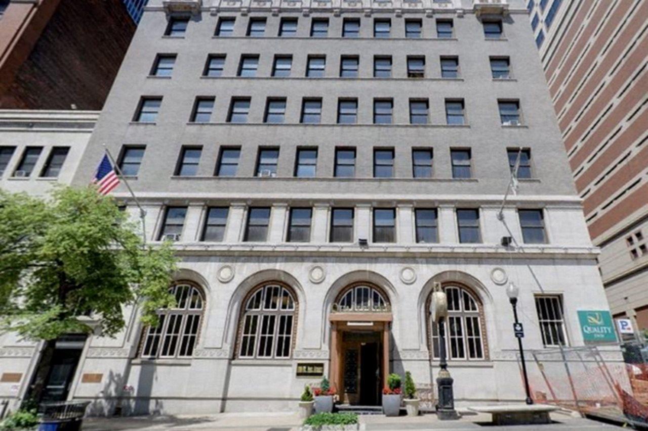 Baltimore Plaza Hotel Esterno foto